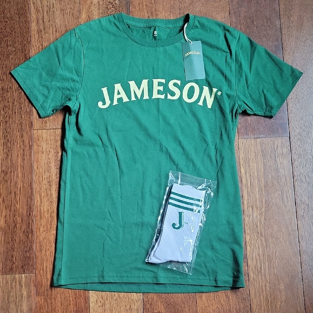 Nwt Jameson Irish Whiskey Short Sleeve Tee W/ Matching Socks